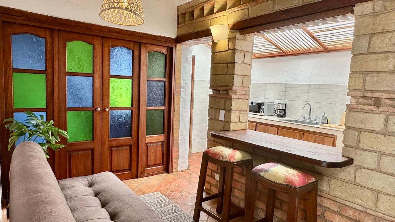Casa Clasica Con Chimenea! Вилья-де-Лейва Экстерьер фото